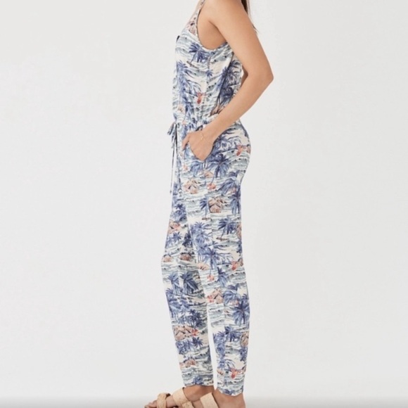NWT Faherty Lelia blue white tropical print jumpsuit nwot 30556 - Picture 3 of 14